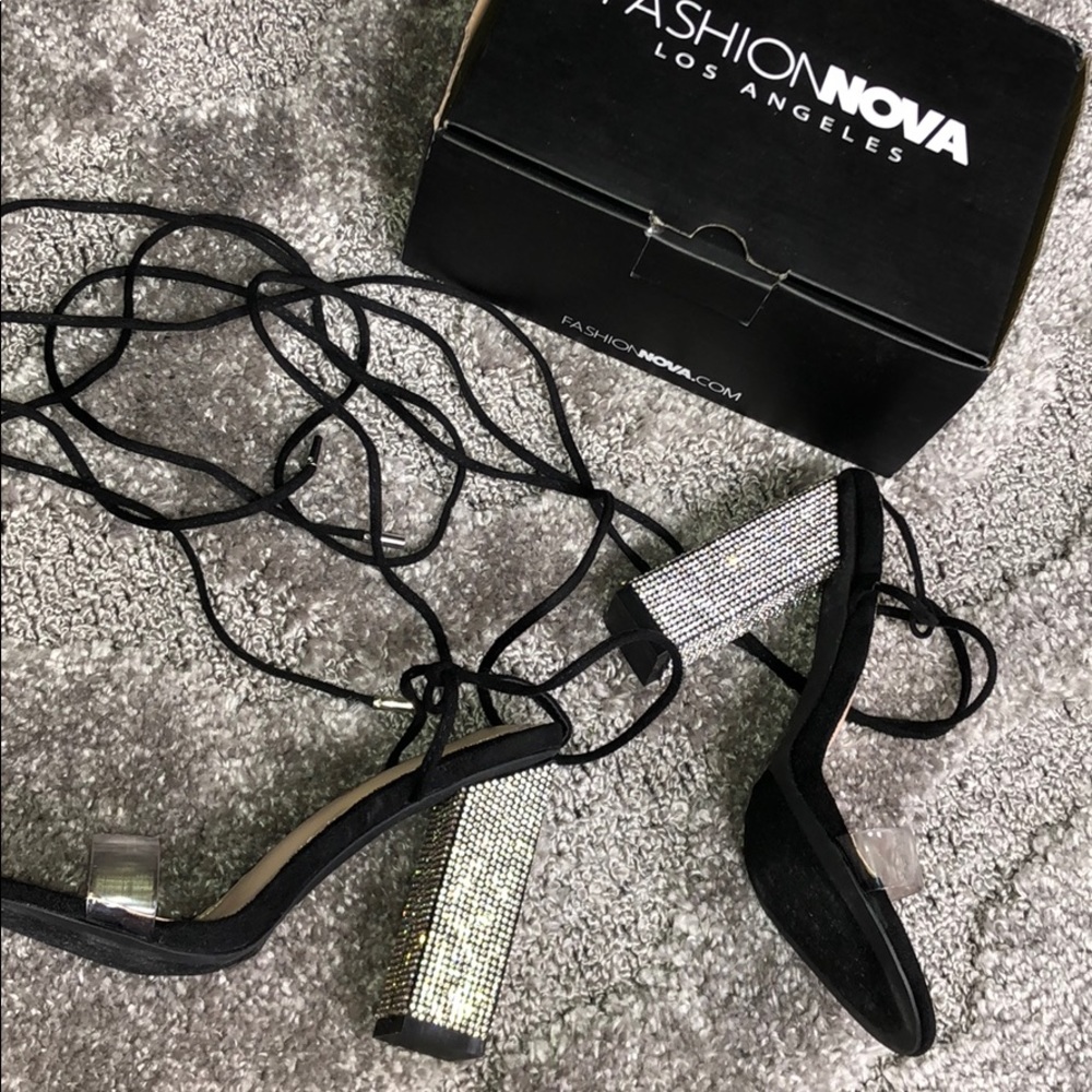 Fashion nova heels